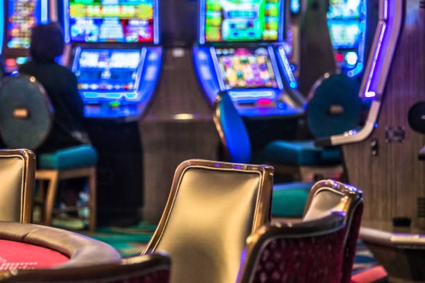suria88 app interface showing football markets and live casino options